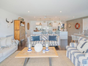 Marina Vista - Tairua Holiday Home